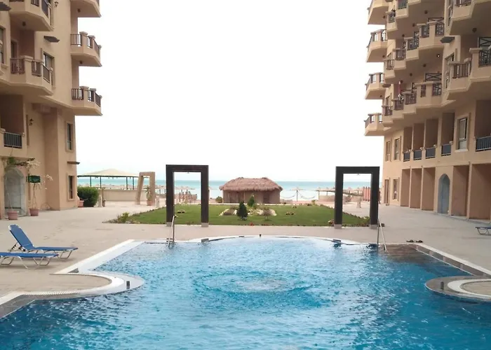 Beachfront - Pool - Balcony -